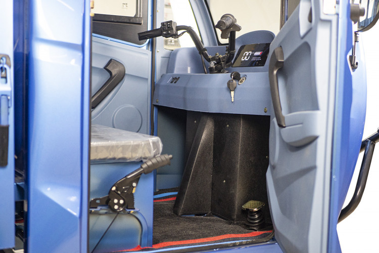 Грузовой электрический трицикл Rutrike КАРГО Кабина Дуал в Сочи