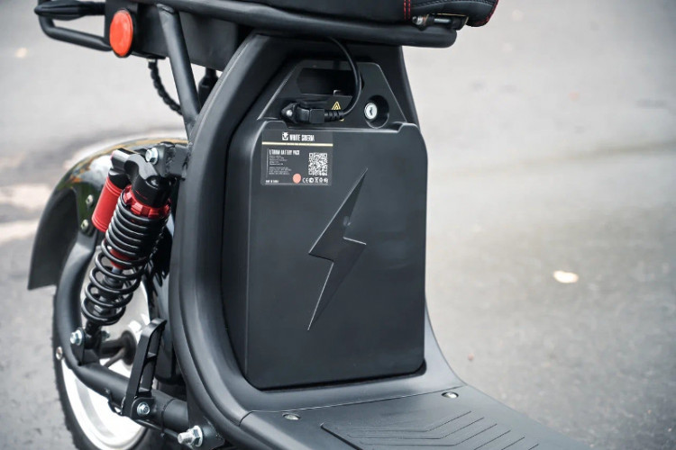 Электроскутер WHITE SIBERIA PRO 2500W в Сочи