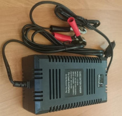 Зарядное устройство Leoch LC-2216 (12 В, 6 А) Зарядное устройство Leoch LC-2216 (12 В, 6 А)