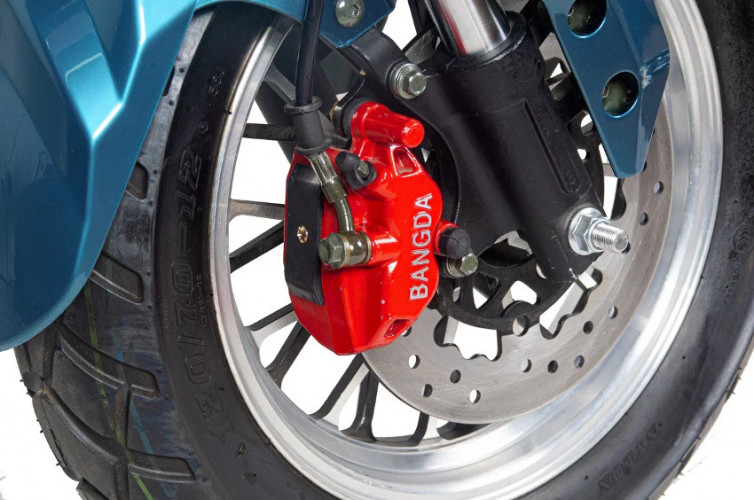 Электроскутер Minako Italy в Сочи